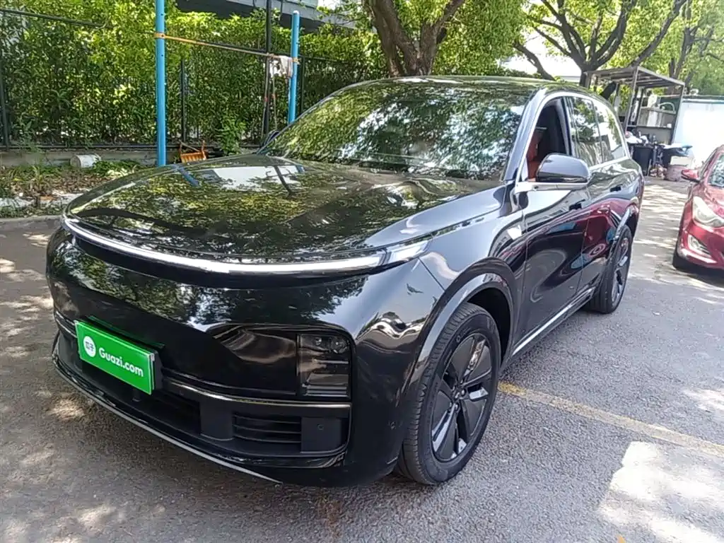 Li Auto Li L8 2024