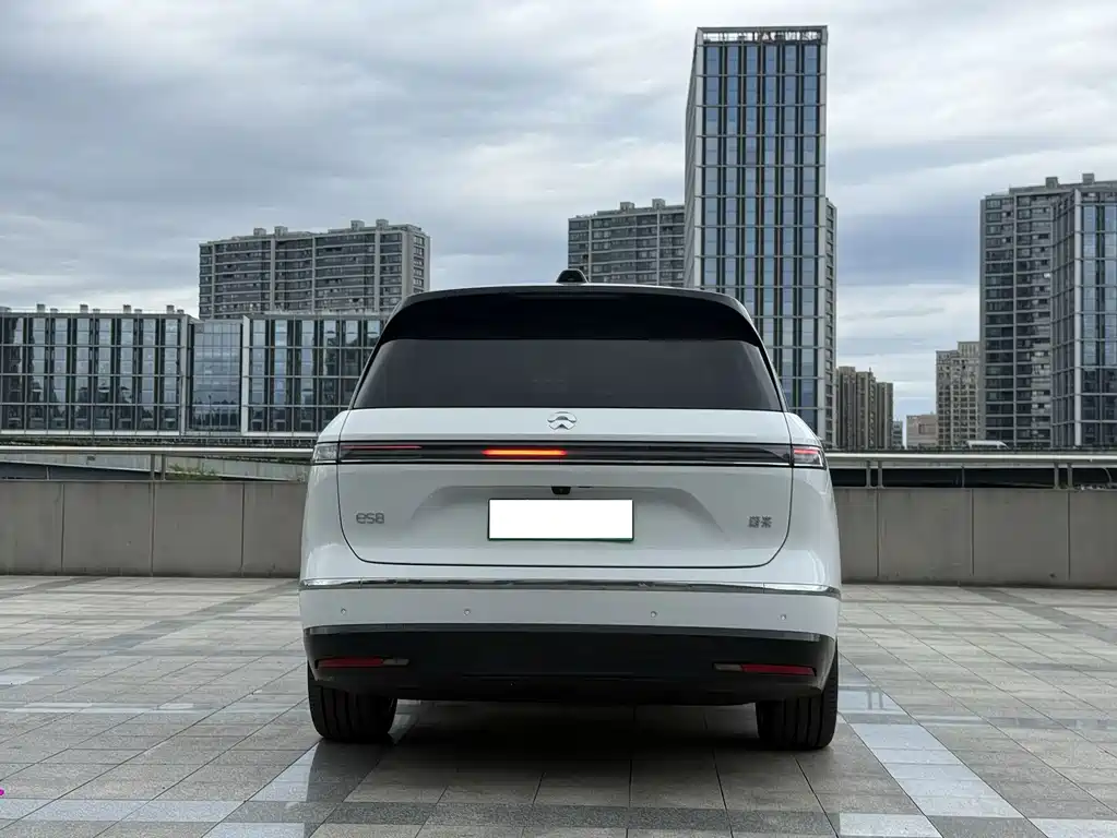 NIO ES8 2026 мест Executive Luxury