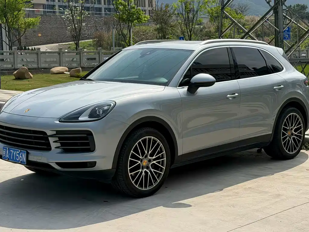 Porsche Cayenne 2020