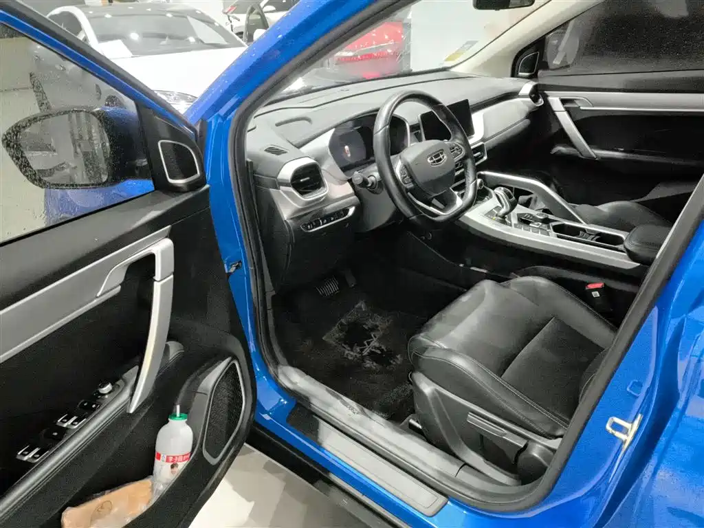 Geely Binyue NEV — миниатюра 13