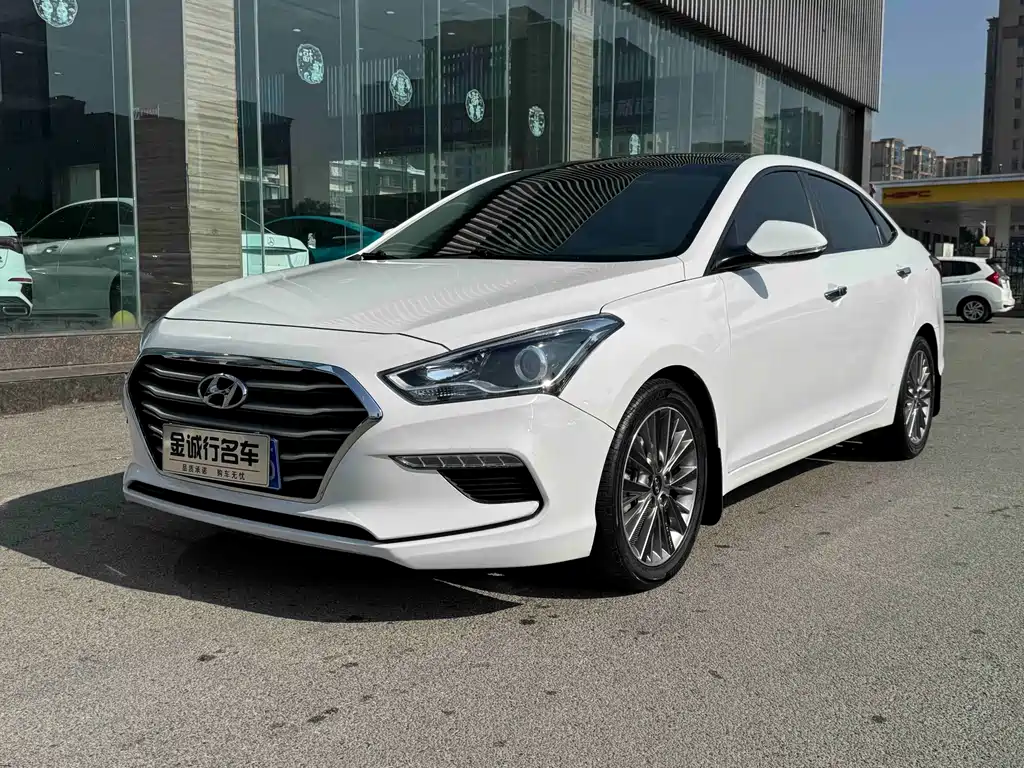 Купить Hyundai Mistra
