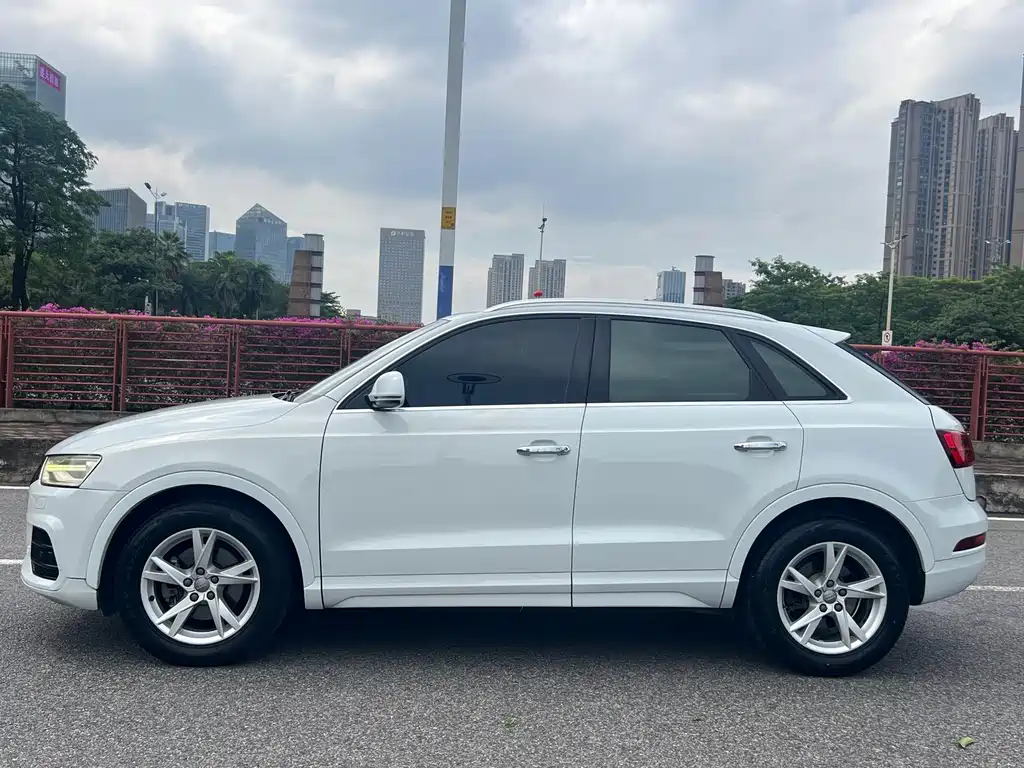 Audi Q3 — миниатюра 8