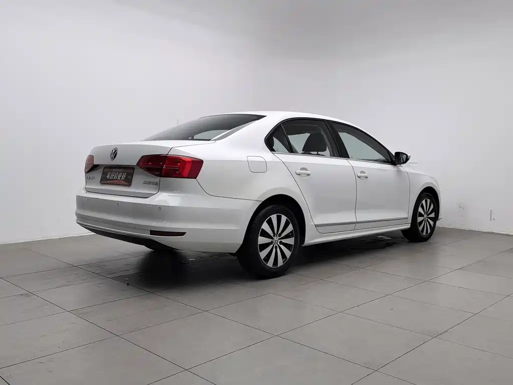 Volkswagen Sagitar — миниатюра 2