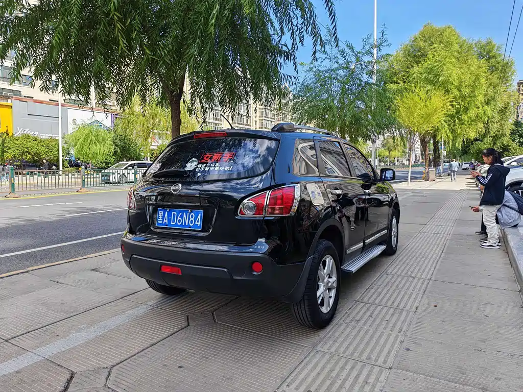 Nissan Qashqai 2.0XV Thunder CVT 2WD, фото 6