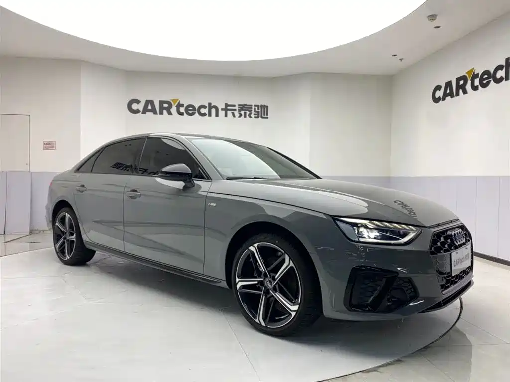 Audi A4L 2024 40 TFSI Luxury