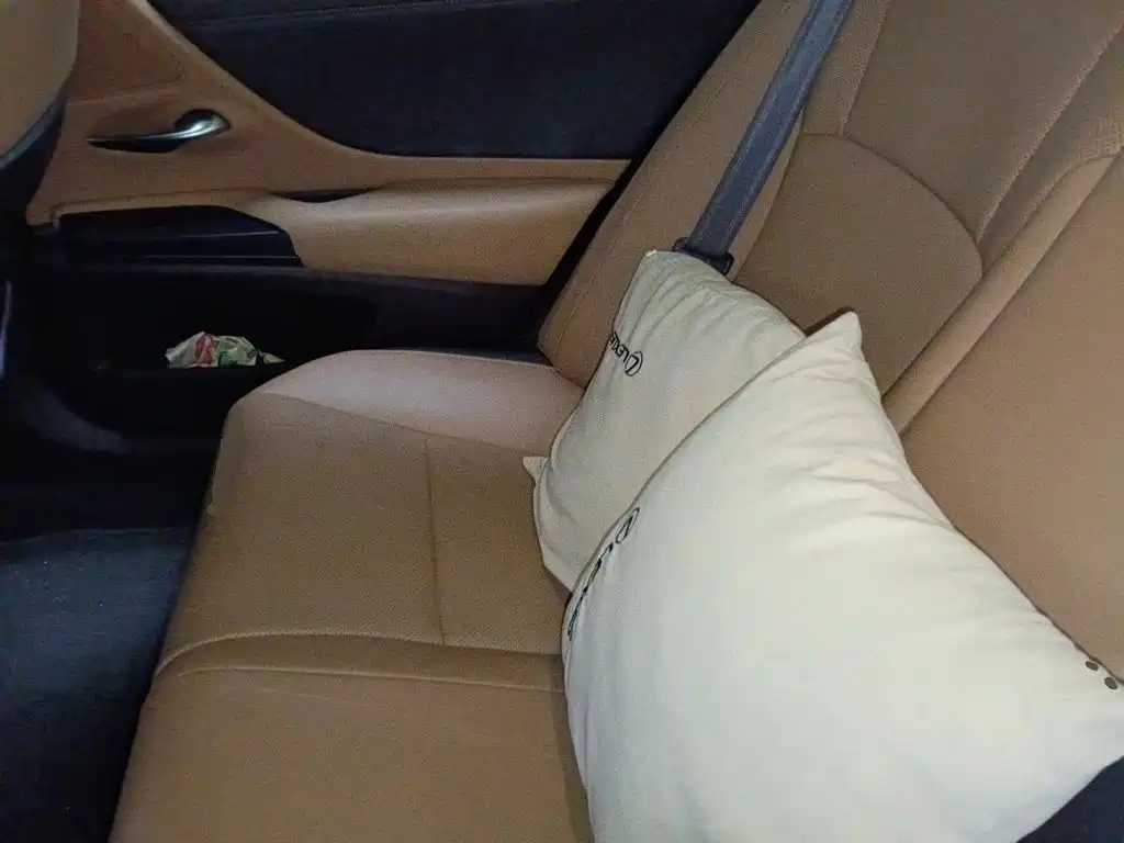 Lexus ES — миниатюра 18
