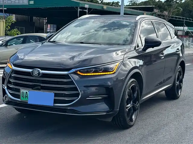 2021 BYD Tang