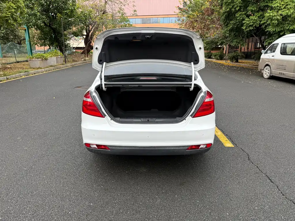 GEELY AUTOMOBILE EMGRAND