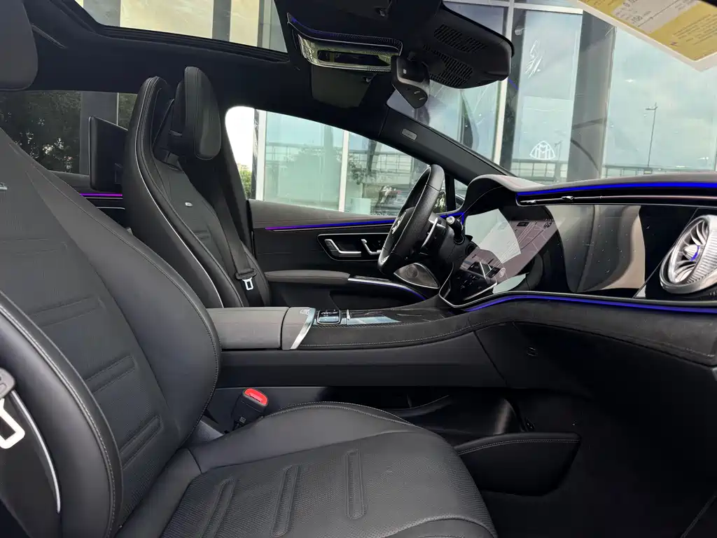 MERCEDES-BENZ EQS AMG