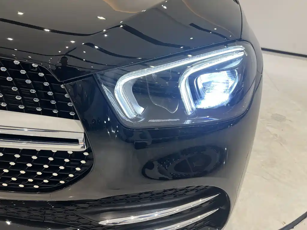 Mercedes-Benz GLE (Import) — миниатюра 3