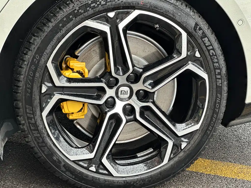 XIAOMI CAR XIAOMI SU7