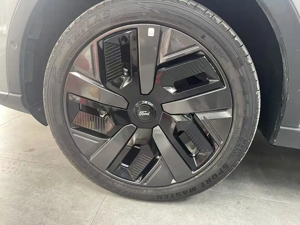 FORD LINGYU NEW ENERGY