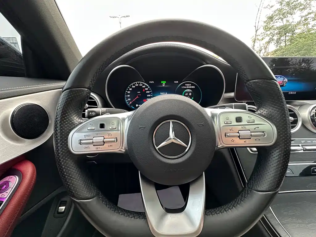 Mercedes-Benz C-Class (Import) — миниатюра 21
