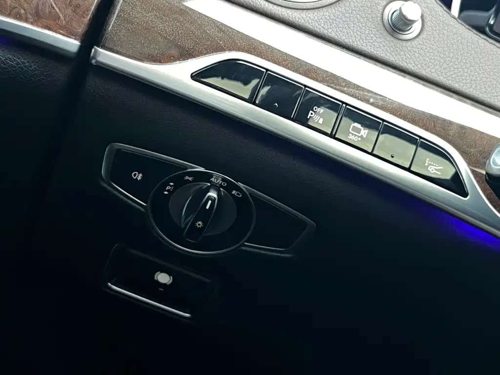 Mercedes-Benz S-Class — миниатюра 19
