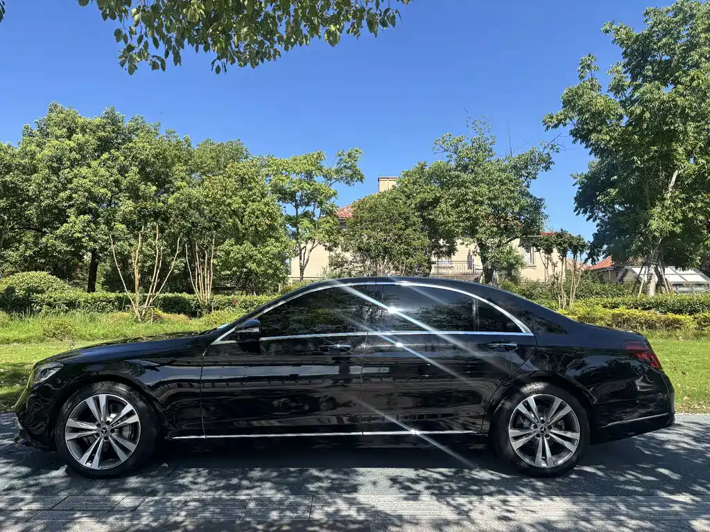 Mercedes-Benz S-Class — миниатюра 3