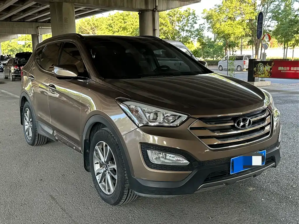 Hyundai Santa Fe (Import) — миниатюра 3