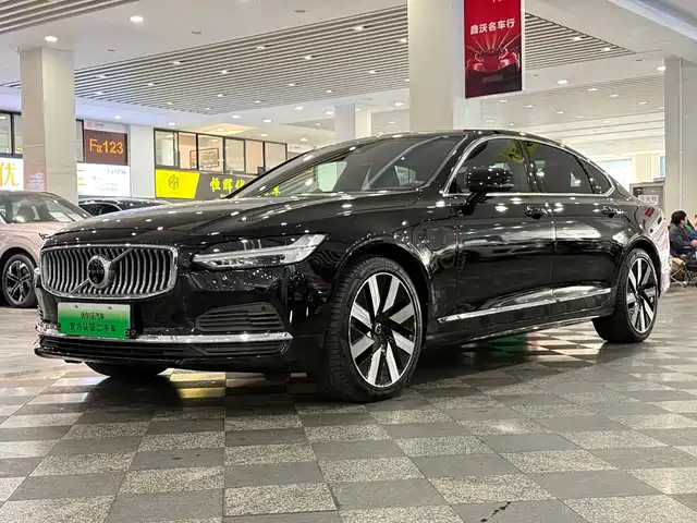 Volvo S90 PHEV