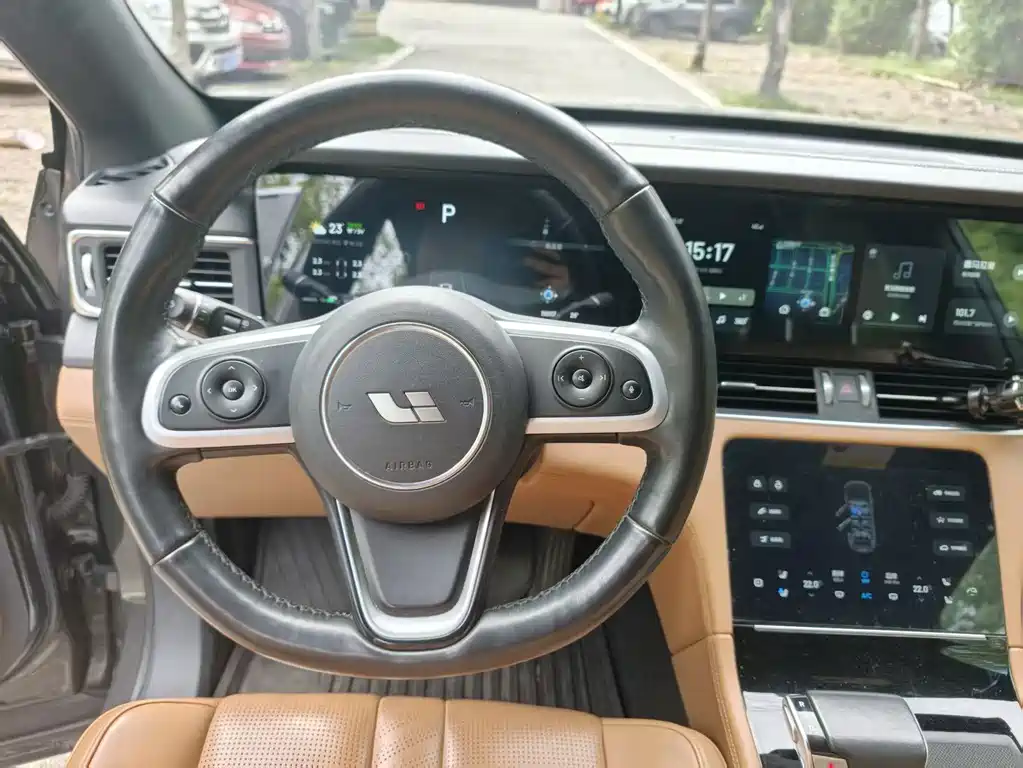 Li Auto Li ONE — миниатюра 11