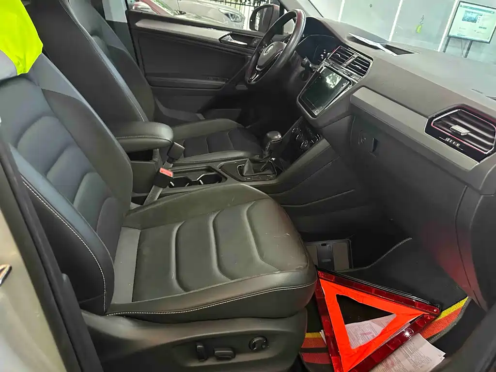 Volkswagen Tiguan L — миниатюра 6