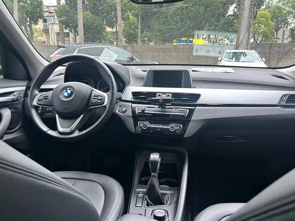 BMW X1 2016 sDrive18Li Fashion