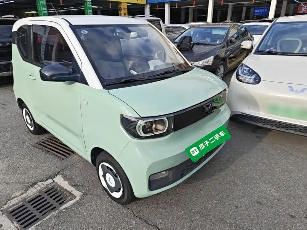 Wuling MINIEV — миниатюра 4