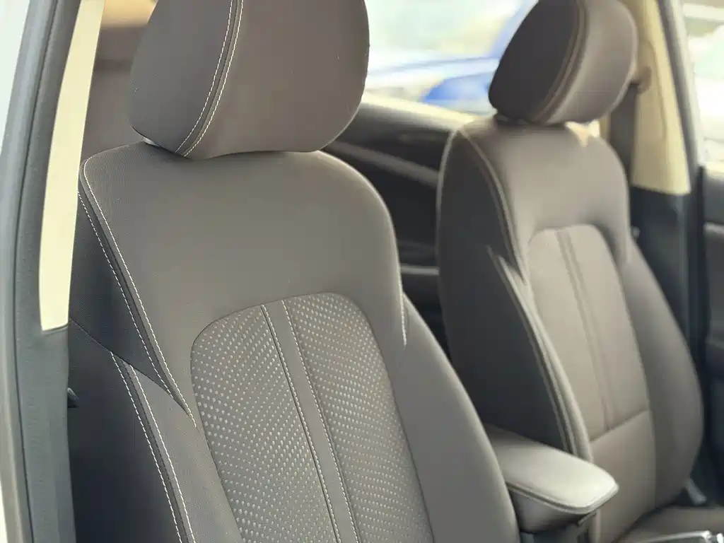 Changan Eado DT — миниатюра 4