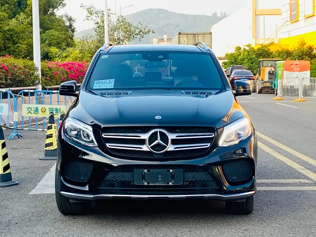 MERCEDES-BENZ GLE