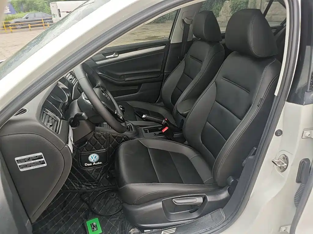 Volkswagen Sagitar — миниатюра 11