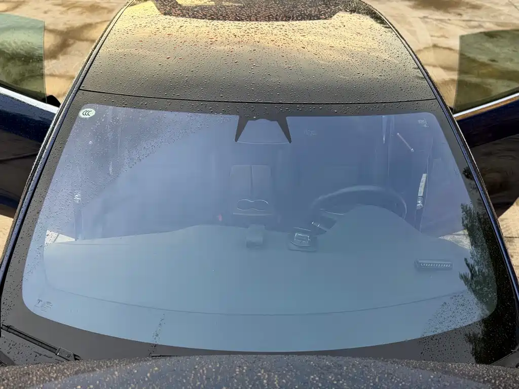 Tesla Model S — миниатюра 18