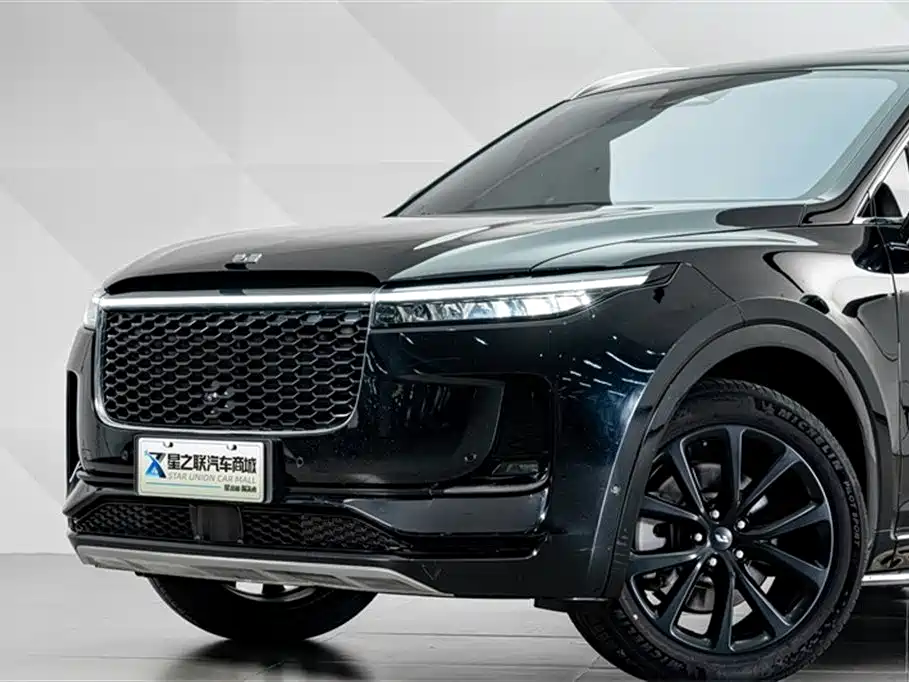 Li Auto ONE 2021 6 мест