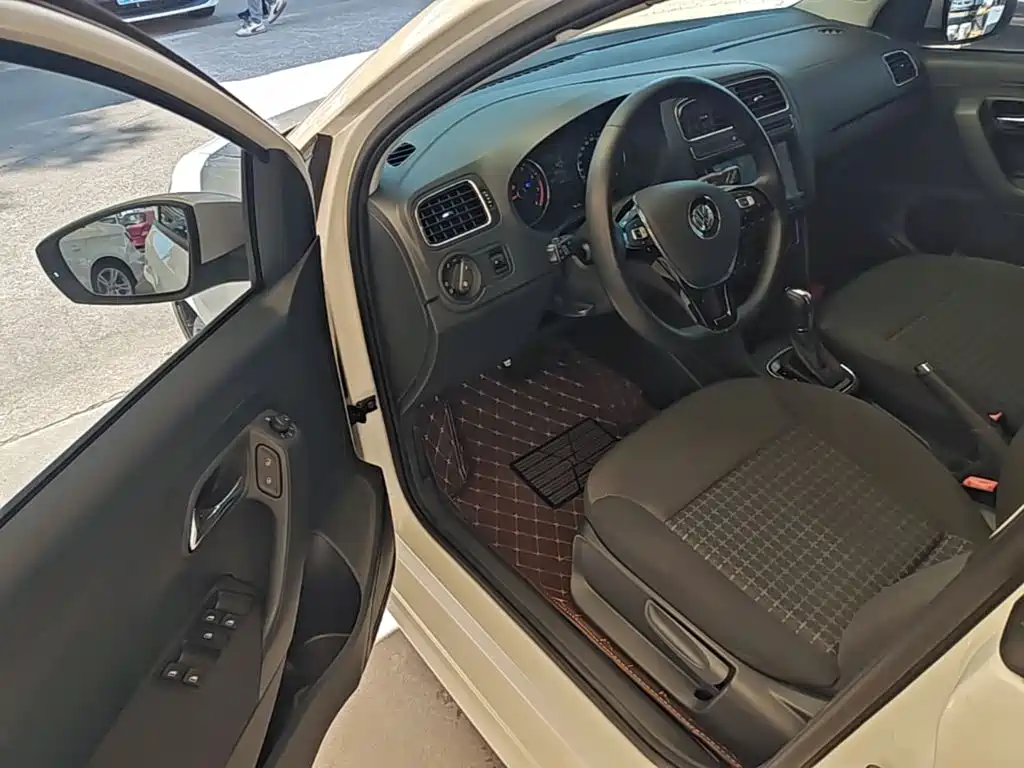 Volkswagen Polo — миниатюра 16