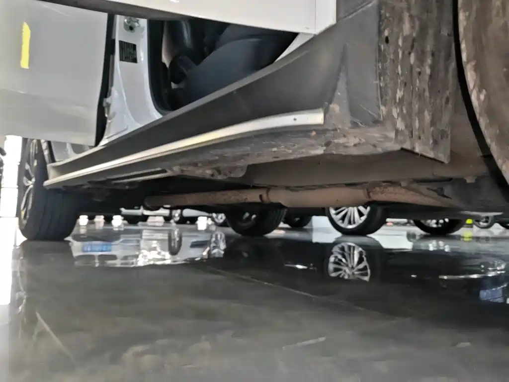 Roewe RX5 — миниатюра 21
