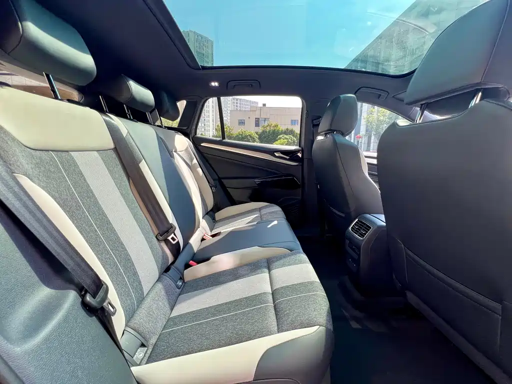 Volkswagen ID.4 Crozz — миниатюра 26