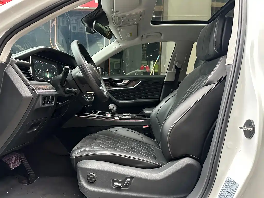 Hongqi Hongqi HS5 — миниатюра 6