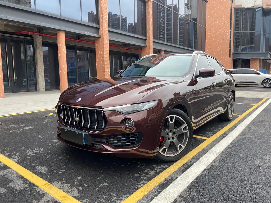 MASERATI LEVANTE