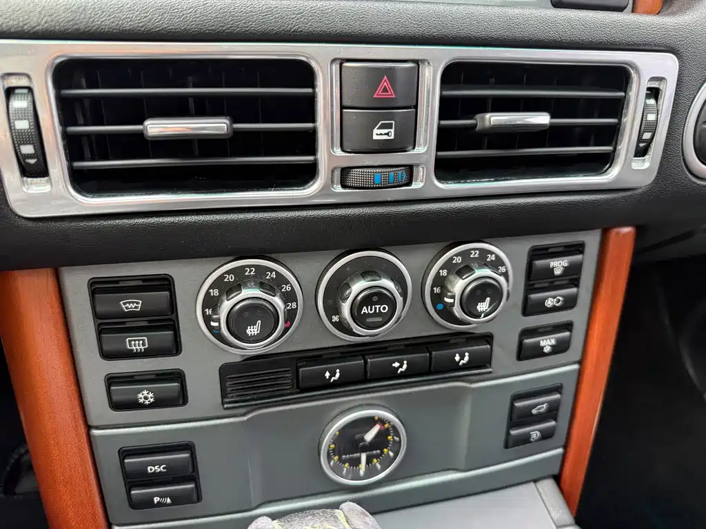 Land Rover Range Rover — миниатюра 26