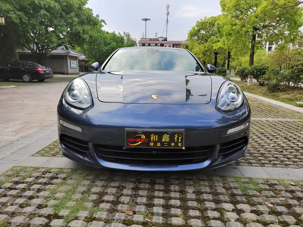 Porsche Panamera — миниатюра 2