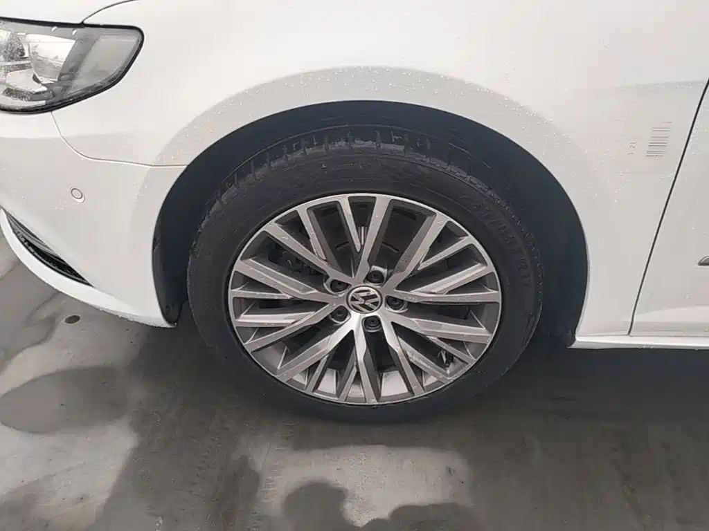 Volkswagen CC — миниатюра 23