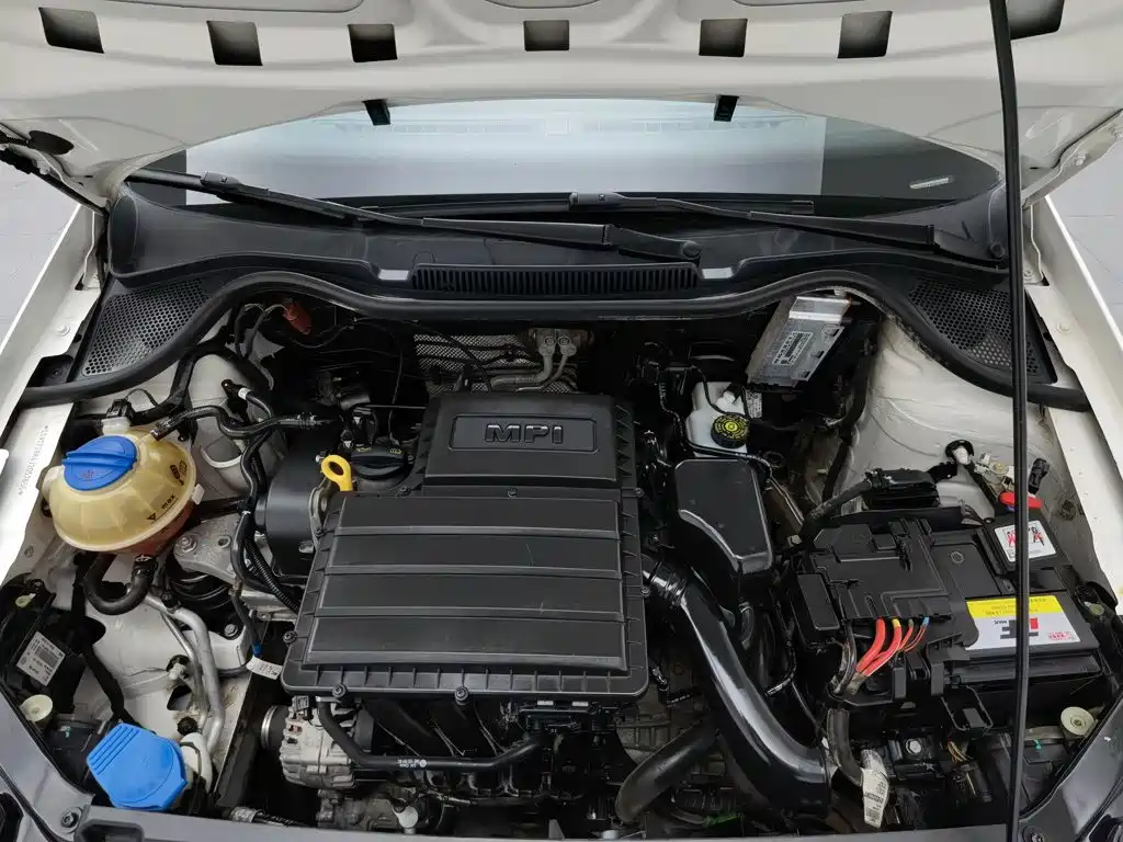 Volkswagen Polo — миниатюра 6