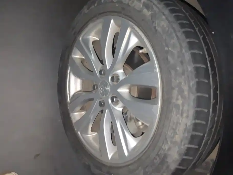 Buick Excelle — миниатюра 6