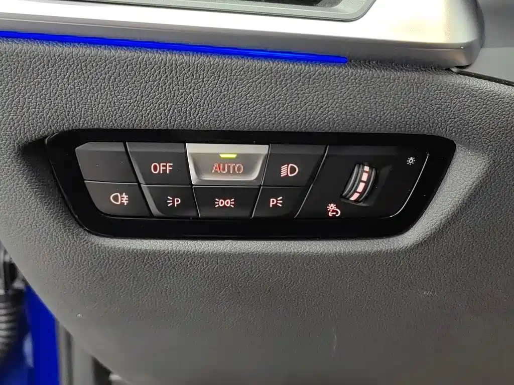 BMW 3 Series — миниатюра 21