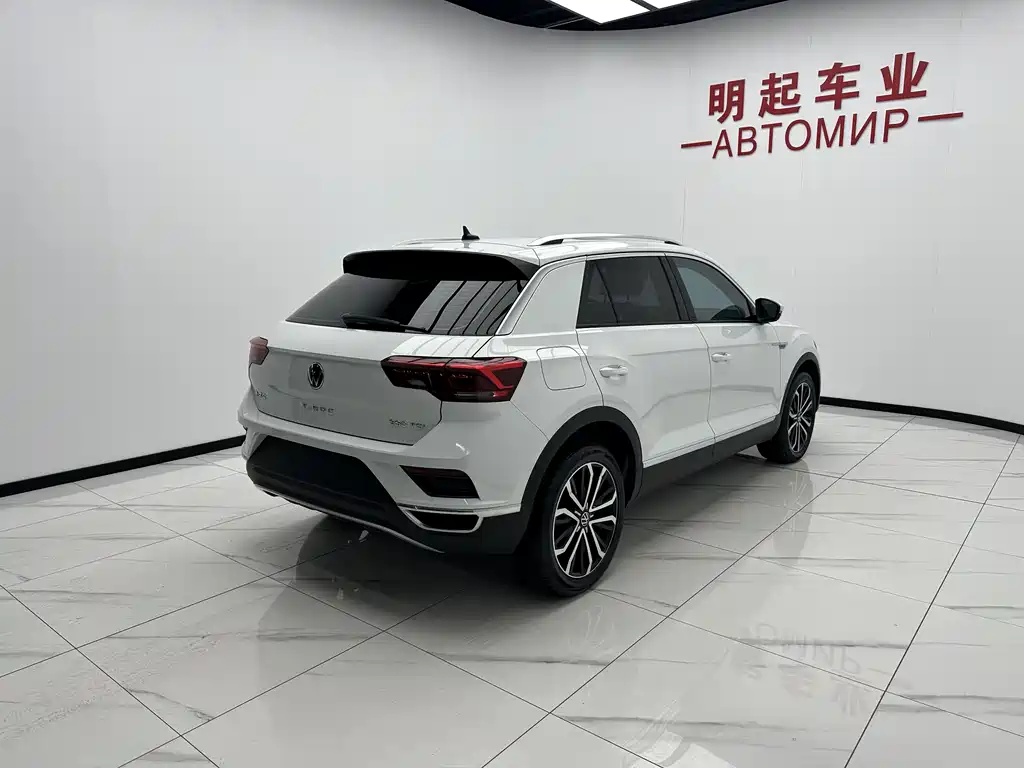 Volkswagen T-Roc 2022 280TSI DSG PLUS