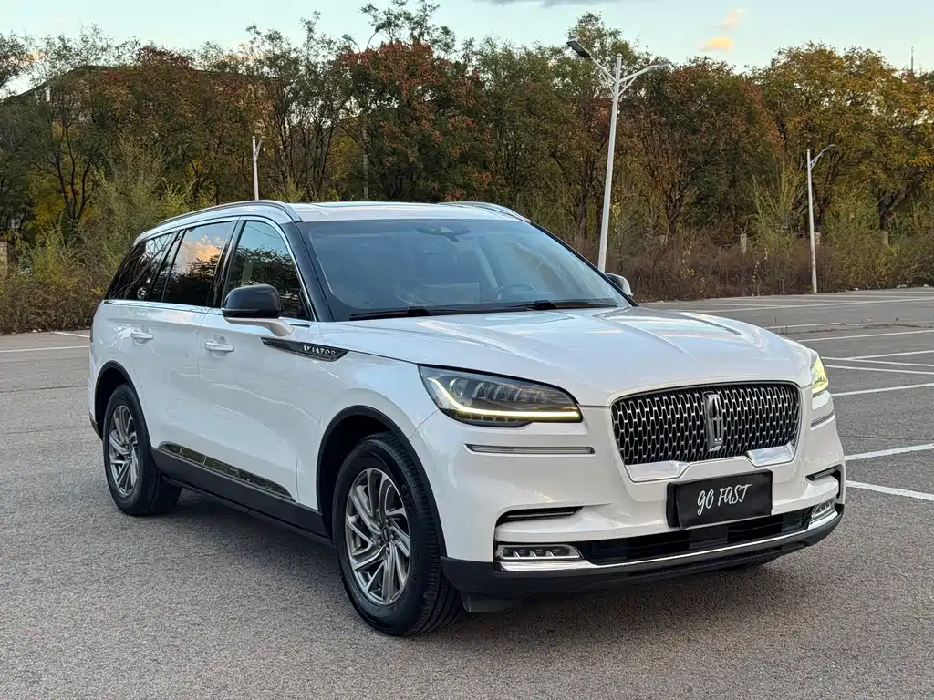 Lincoln Aviator — миниатюра 3