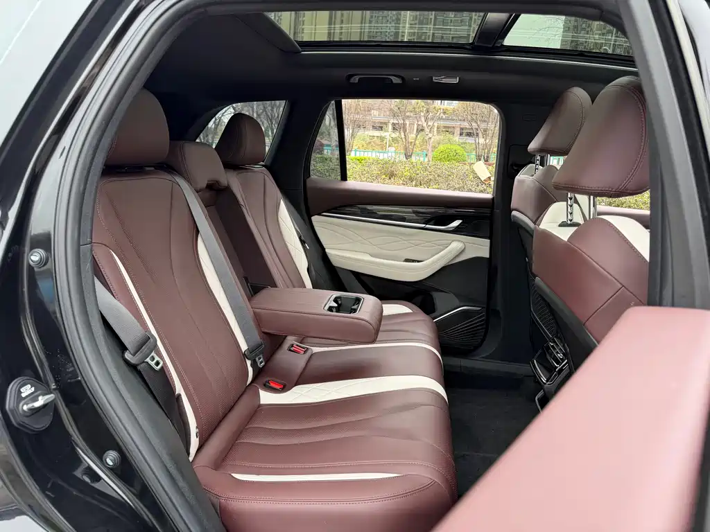 GEELY AUTOMOBILE XINGYUE L