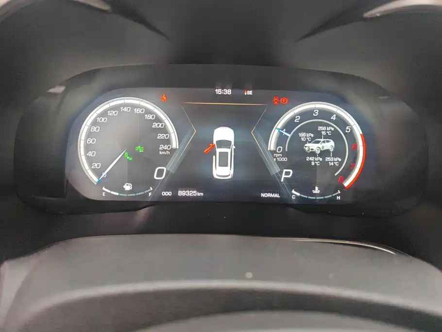 Wey Wey VV6 — миниатюра 14