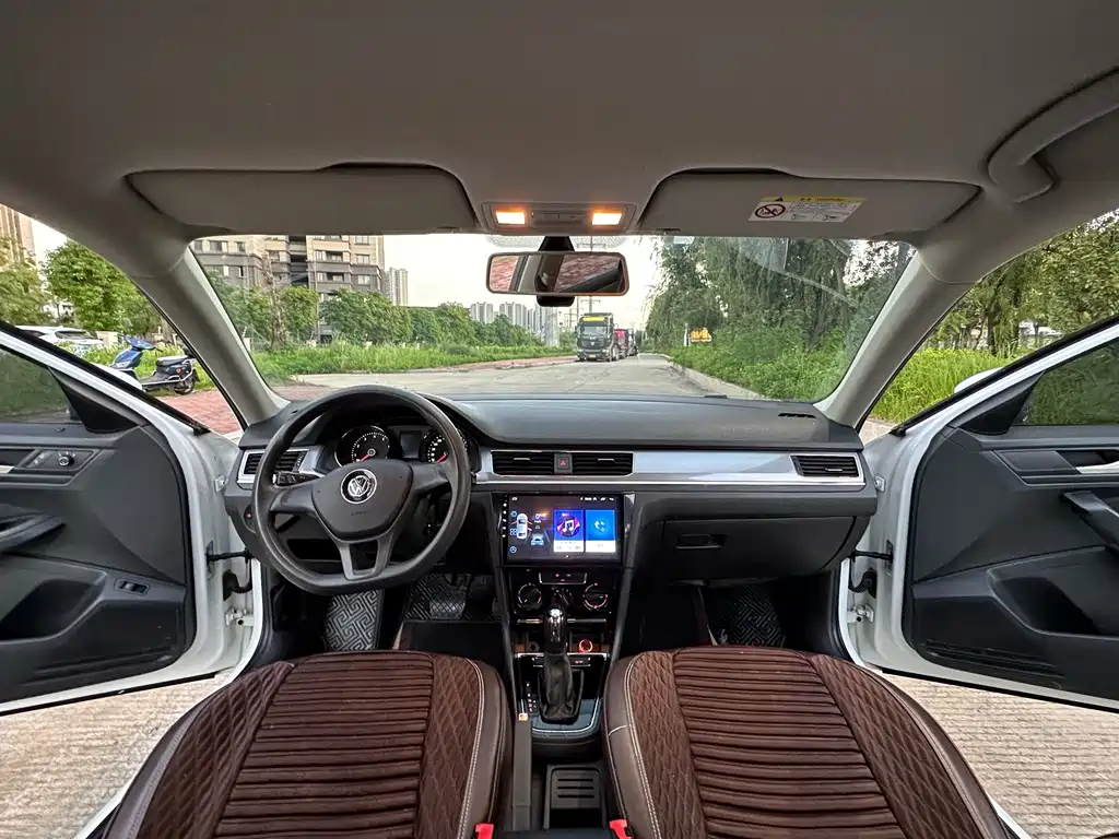 Volkswagen Bora — миниатюра 5