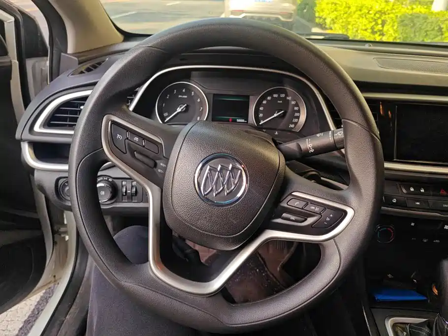 Buick Excelle — миниатюра 15
