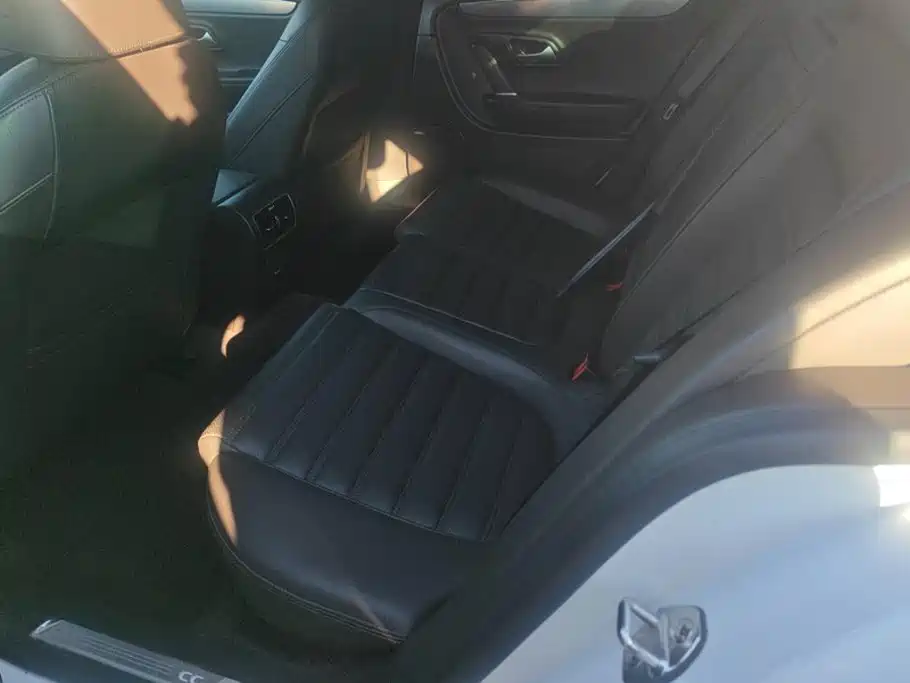 Volkswagen CC — миниатюра 11