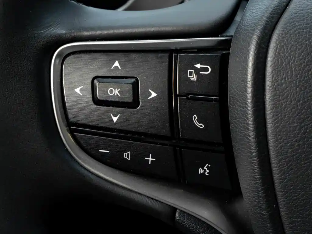 Lexus ES — миниатюра 17
