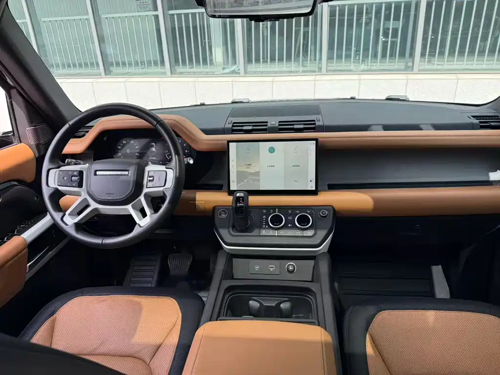 Land Rover Defender — миниатюра 11